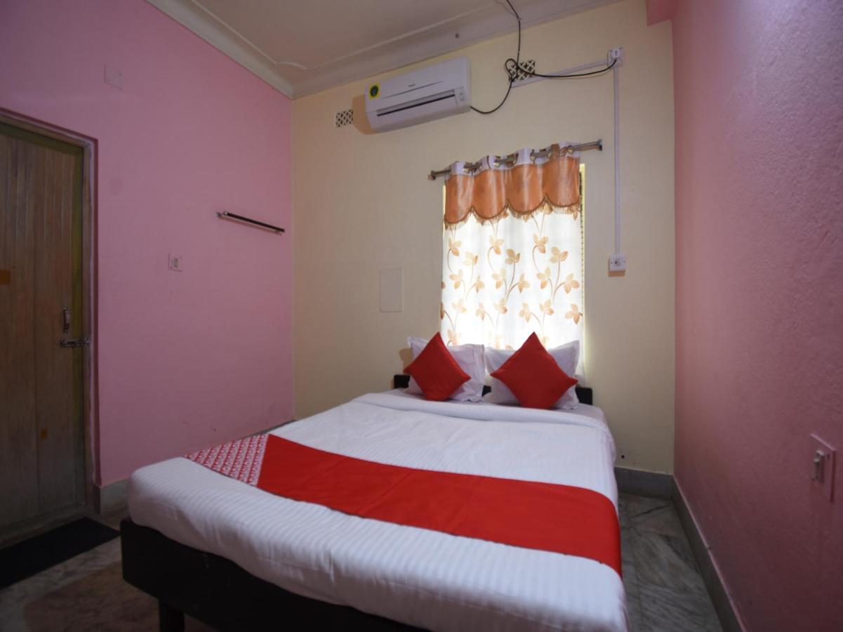 Oyo 12227 Hotel Resonare Baner Poona Buitenkant foto